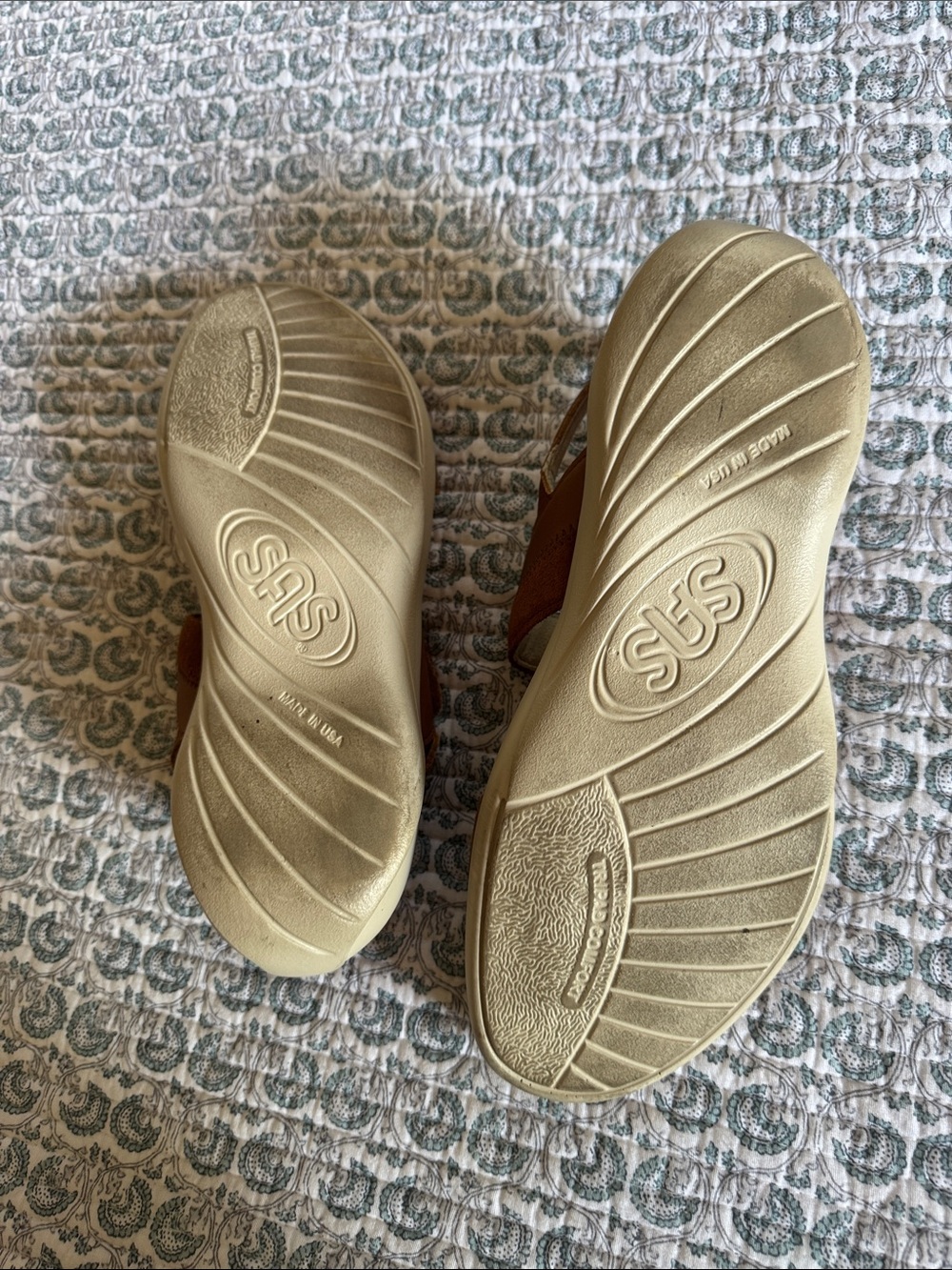 SAS Tan Leather Adjustable Strap Sandals - Picture 4 of 4